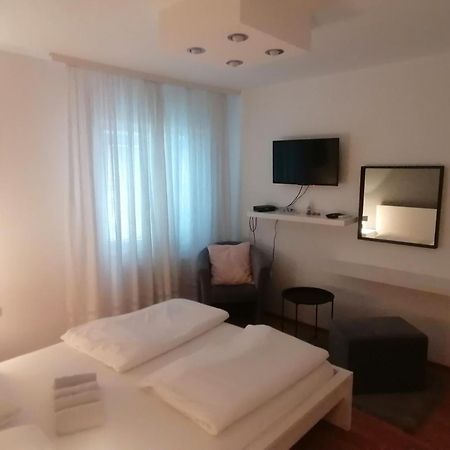 Veliki Park Villa Sabac Bilik gambar